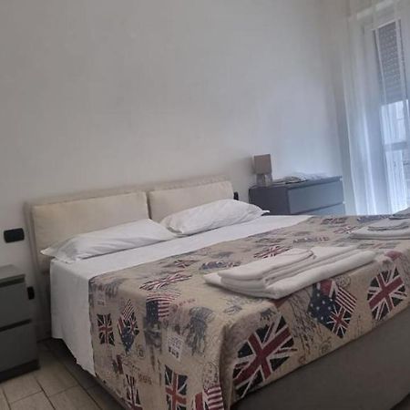 Casa Adriana Apartment Piacenza Bagian luar foto